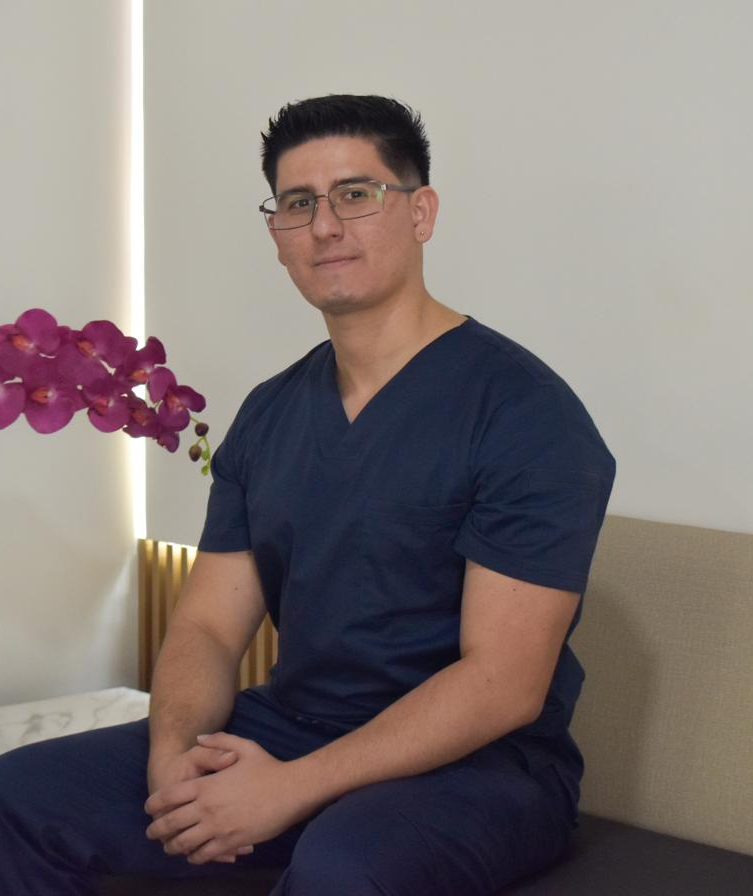 Daniel Roberto Alvarez Bogantes, Hyperbaric and Respiratory Specialist at SELVA Longevity