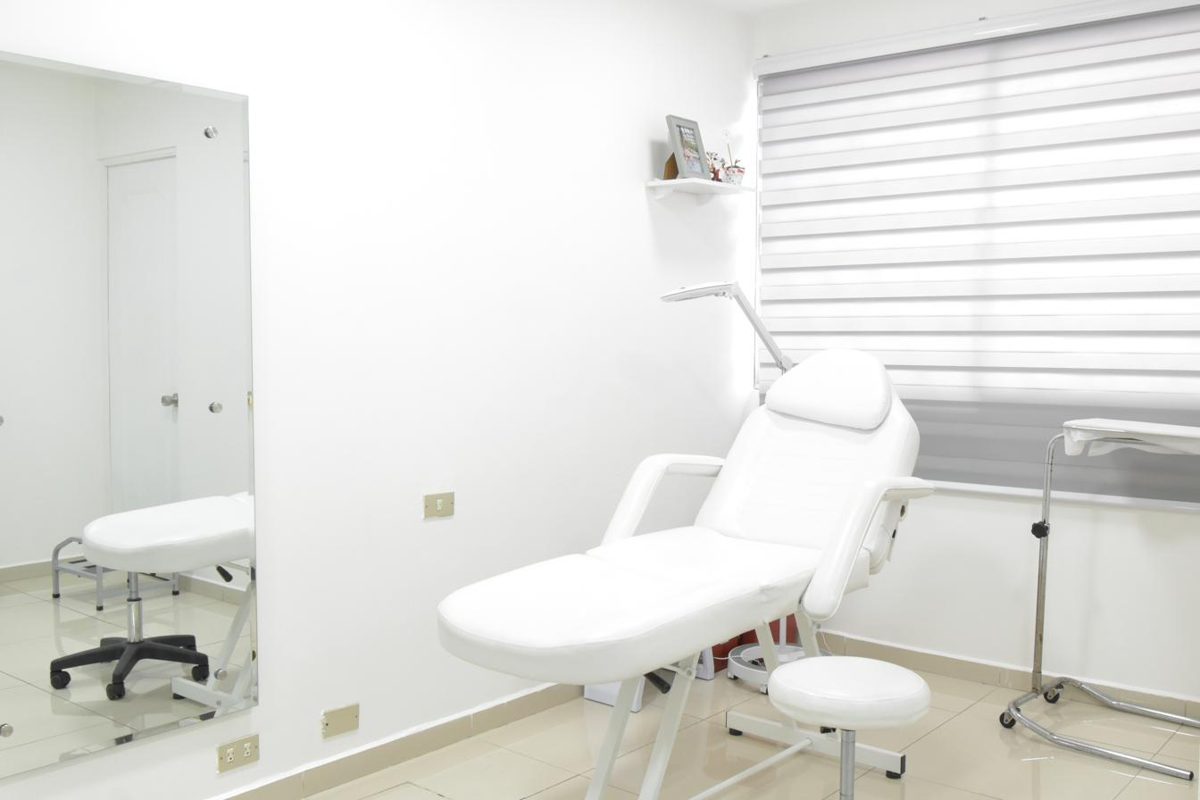 Treatment room at SELVA Longevity regenerative medicine clinic